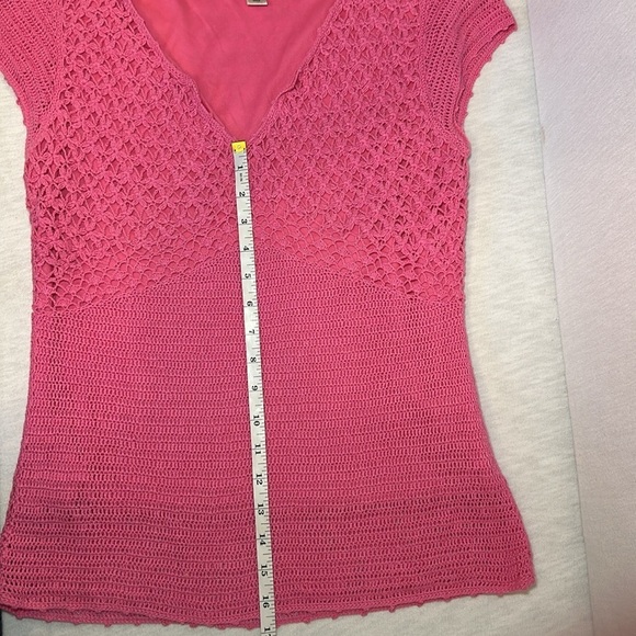 Lilly Pulitzer Vintage Pink Crochet Knit Top Cap Sleeves V-Neck Women's Size Med - Picture 9 of 11